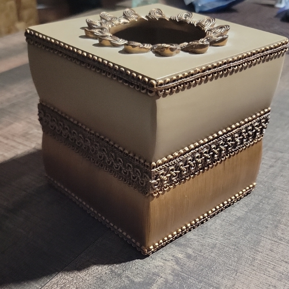 Elegant Tan and Gold Tissue Box Cover